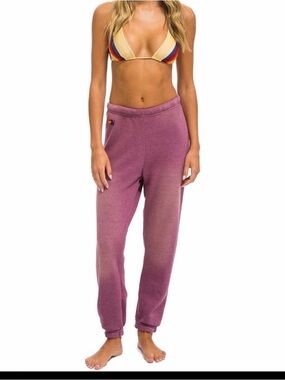 NWOT AVIATOR NATION ESSENTIAL SWEATPANTS - SMALL NWOT